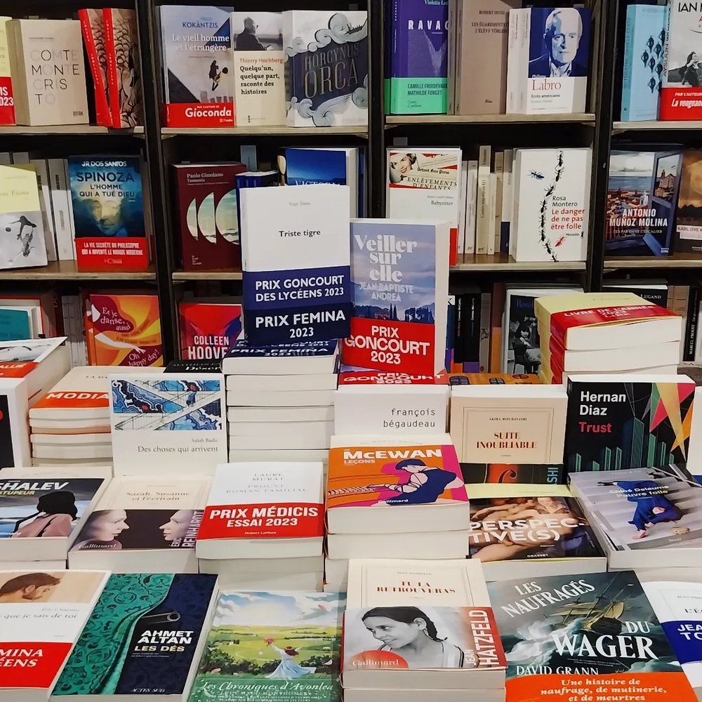 Table des nouveautés et des prix littéraires